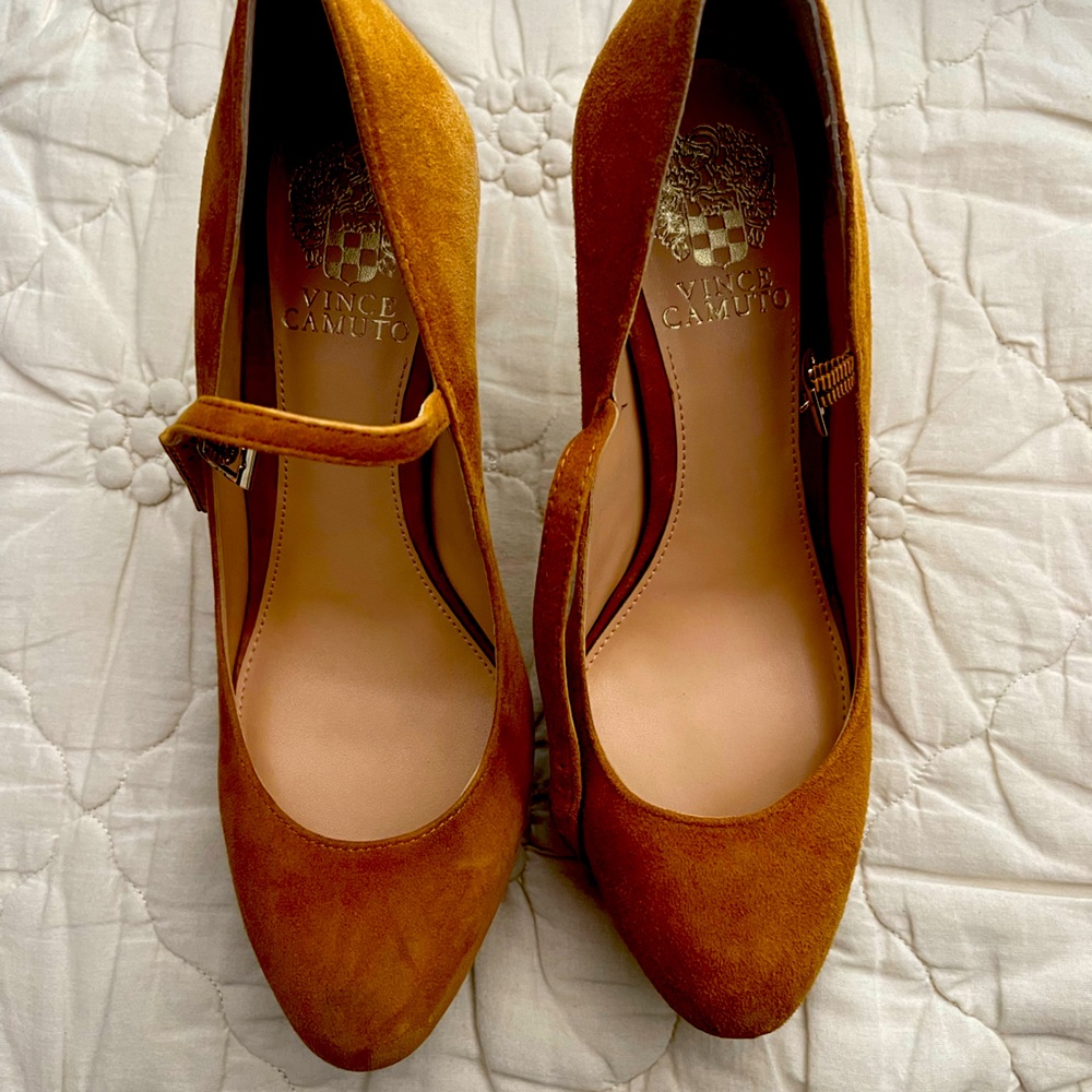 Vince Camuto heels